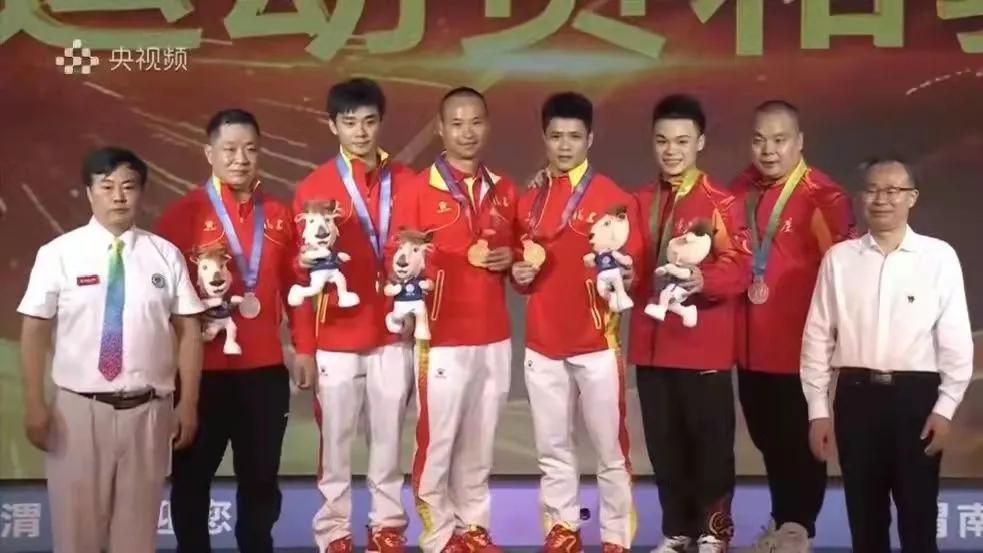 福建运动会举重冠军是谁_福建举重选手_福建举重冠军运动会是谁举办的