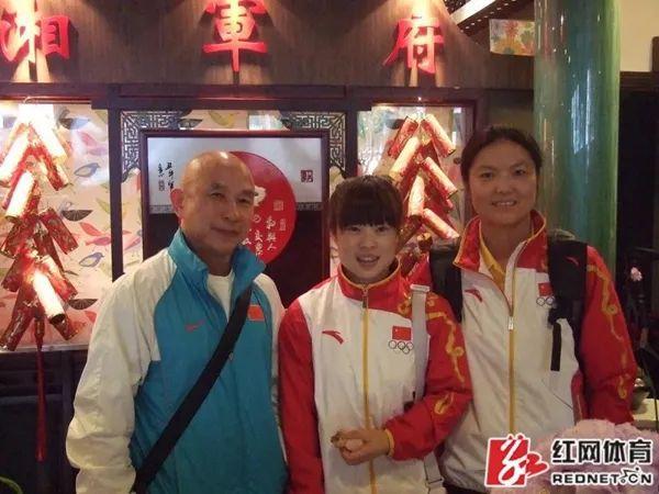 湘潭举重男子冠军是哪里人_湘潭举重男子冠军是哪个_湘潭男子举重冠军是谁
