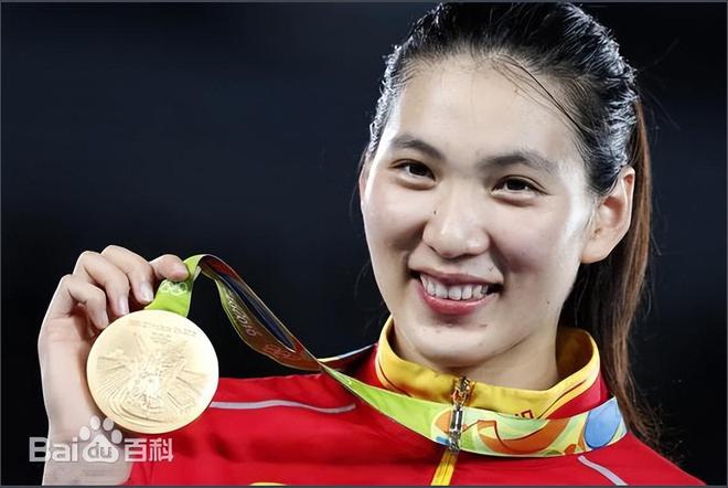 举重冠军石智勇属什么生肖_男子举重石智勇是否获得冠军_举重冠军石智勇的故事