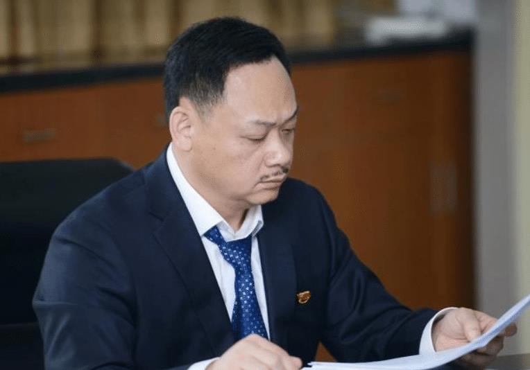 世界举重冠军身高最高_世界举重冠军最高体重是_世界举重冠军多高