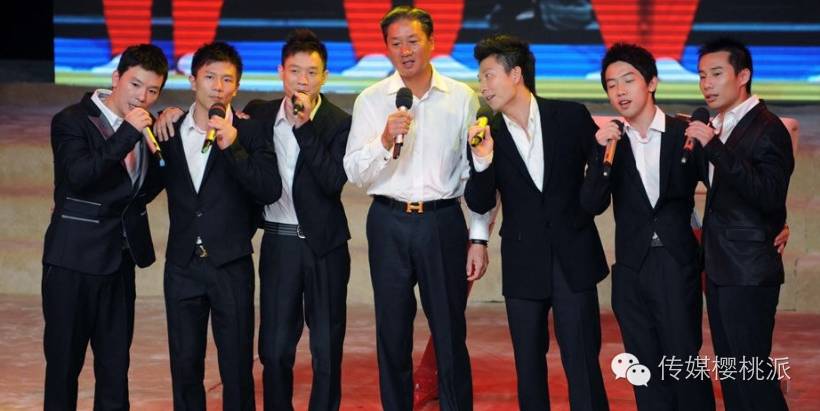 举重冠军张国政代言_举重队总教练张国政_中国举重冠军张国政